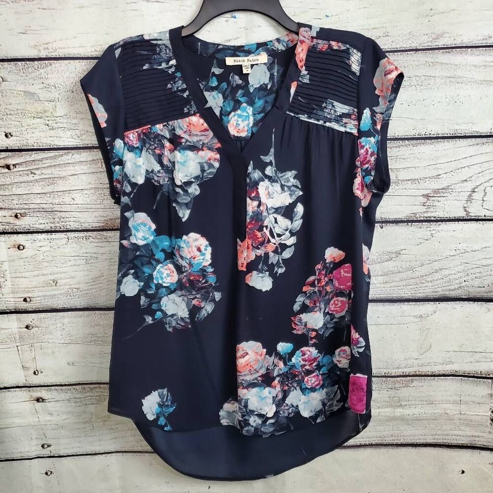 Black Rainn Medium Floral Black Blouse